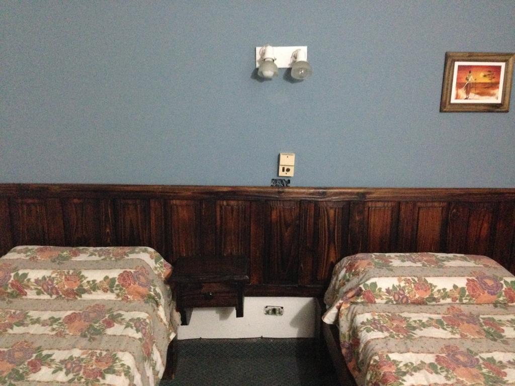 Hotel Gure Echea Villa Carlos Paz Quarto foto